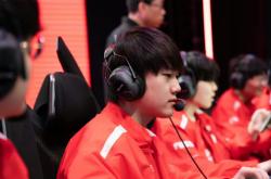 JackeyLove爆冷击败老鹰，逆转引爆全场！的简单介绍